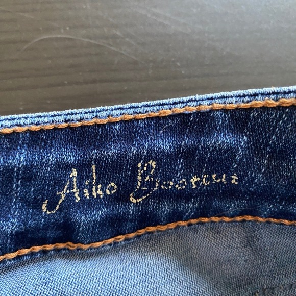 Silver Jeans 29 x 33 Aiko Bootcut Medium Wash Distressed Denim Jeans Low Y2k - Picture 7 of 8